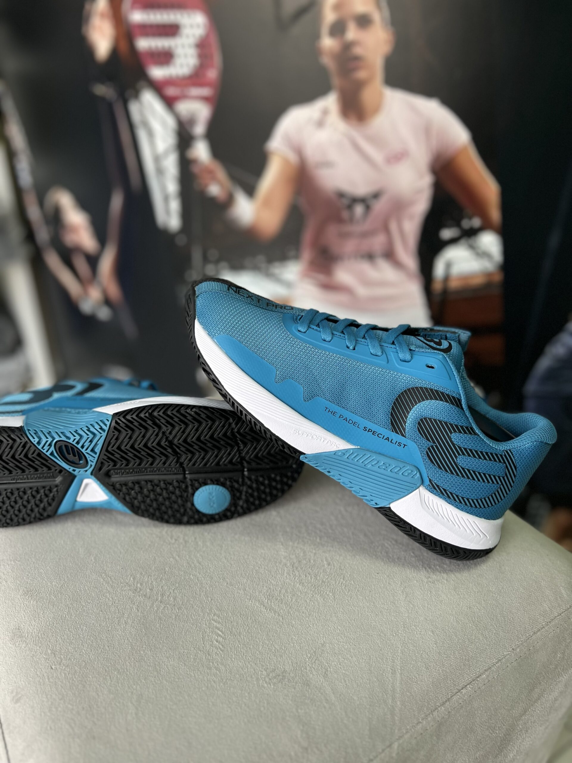 Bullpadel Next Pro 23v – Azul Claro - Image 5